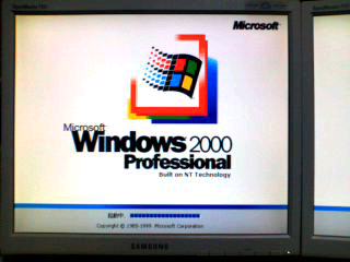 ２０００