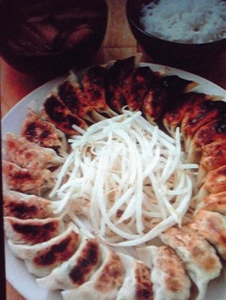 ギョーザ