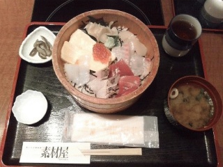 海鮮丼