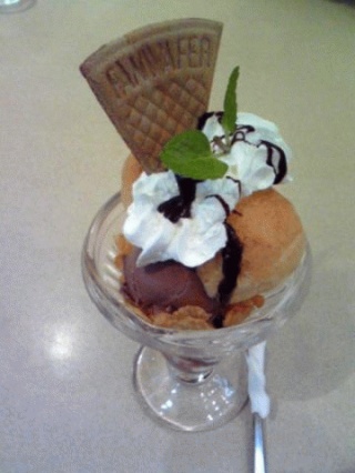 チョコレートパフェ