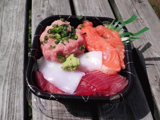 海鮮丼