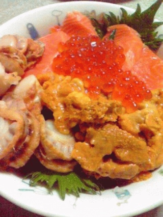 海鮮丼