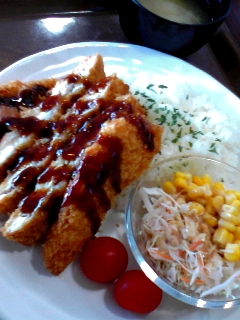 いつものチキンカツランチ