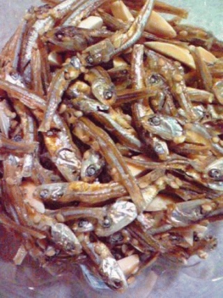 アーモンド小魚
