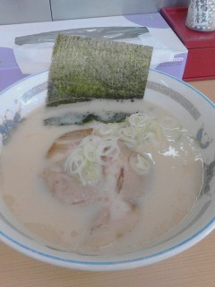 豚骨ラーメン
