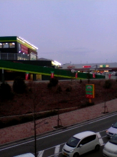 コストコ近づけないので