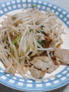 モヤシ炒め
