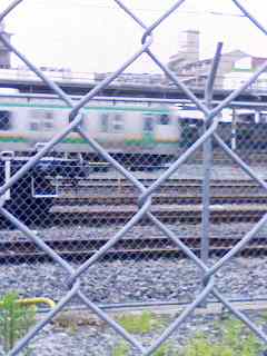 電車通過します