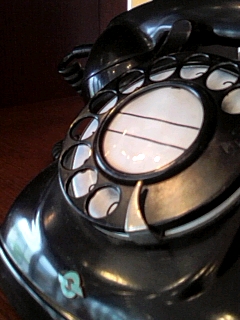 ４号