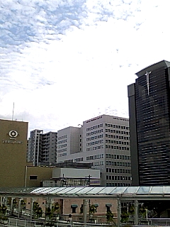 某駅前
