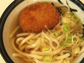 コロッケうどん