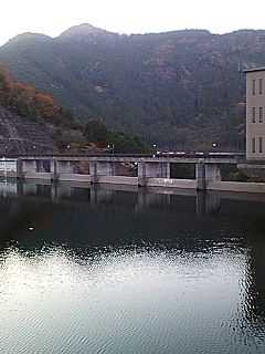 ダム