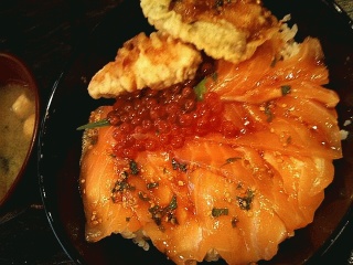 海鮮丼