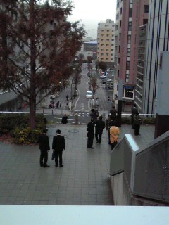 センター南駅前