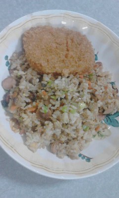 焼き飯とコロッケ