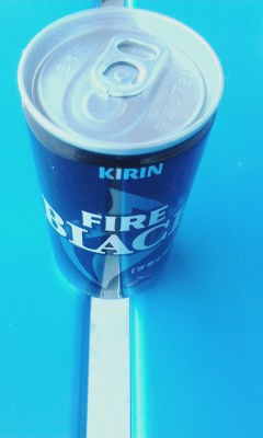 ブラック