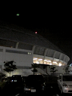 駐車場より