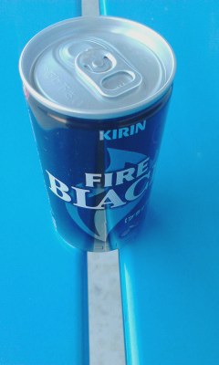 ブラック