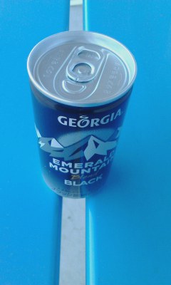 ブラック