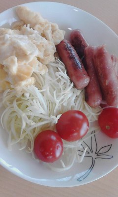 サラダ