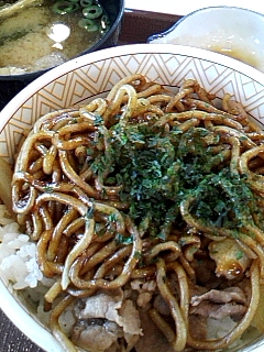 やきそば牛丼
