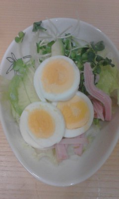サラダ