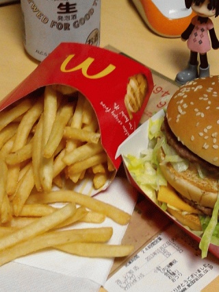 ポテトＳ頼んだらＭだった