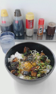 チャーシュー丼