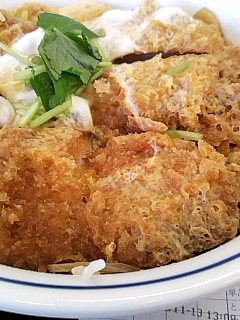 キーマカレー唐揚げ丼終了…残念