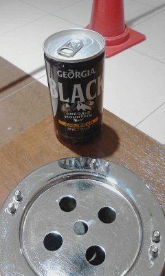 ブラック