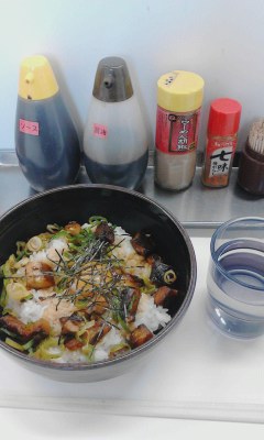 チャーシュ丼