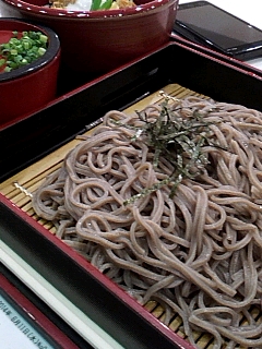 ざる
