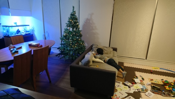 2017年の物欲その64:180cmのクリスマスツリー。でかすぎたorz /usePocket.com(旧)